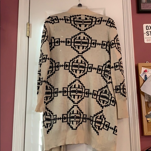 Cream and Black Colored Open Cardigan - Picture 3 of 4